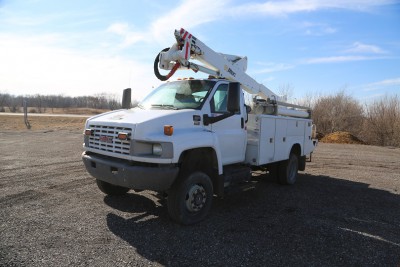 Altec AT37G (GMC C5500, 4X4)