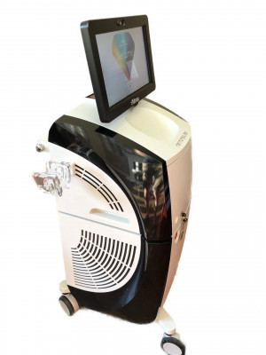Alma Harmony XL Pro Cosmetic Laser