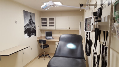 20 Foot  Primary Care Medical Clinic