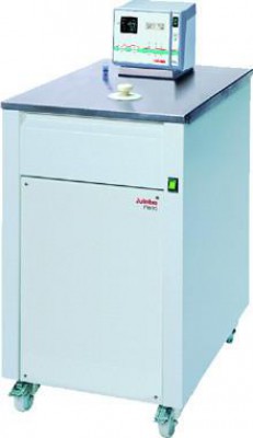 Julabo Ultra-Low Refrigerated - Heating Circulators 22L HighTech No (External Application Only) Bath Opening Water Compressor Cooling 23.2 Width / -90 +100 Temp