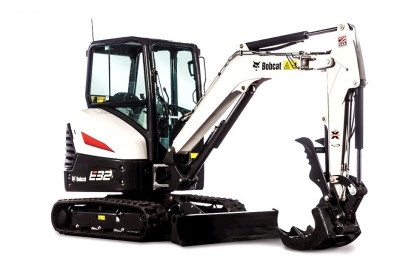 Bobcat E32 25HP Excavator