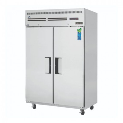 Everest ESF2 2 Door Freezer, 49 3/4in.