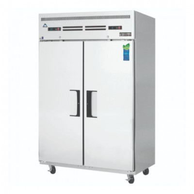Everest ESRF2A 2 Door (1/2 Ref & 1/2 Fzr) Dual Temp, 49 3/4in.