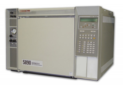 HP 5890 Series II Mass Spectrometer