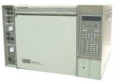 HP 5890 Series II Gas Chromatograph