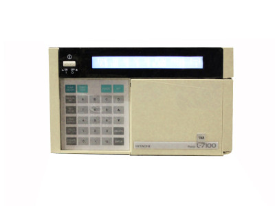 Hitachi L-7100 Liquid Chromatograph