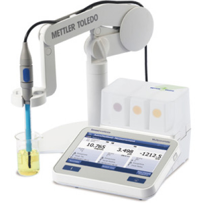 Mettler Toledo™ S479 SevenExcellence™ pH/Conductivity/DO Meter Kit