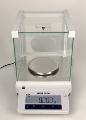 Mettler Toledo New Classic Precision Balance ME103E