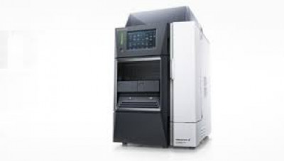 Shimadzu 10AVP Series HPLC Liquid Chromatograph