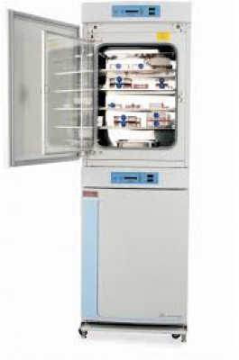 Thermo Forma Series II 3130 Water Jacketed CO2 Incubator