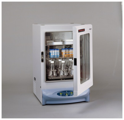 Thermo Scientific™ MaxQ™ 6000 Incubated Stackable Shaker