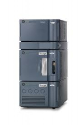 Waters ACQUITY Liquid Chromatograph