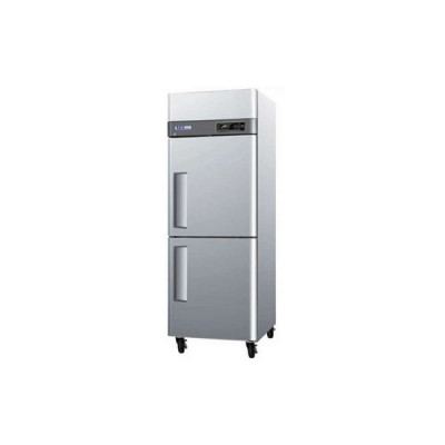 Turbo Air M3F24-2-N 2 Half Door Top Mount Reach-In Freezer | 21.7 Cu. Ft.
