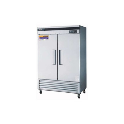 Turbo Air TSR-49SD-N6 2-Solid Doors Bottom Mount Reach-In Refrigerator | 42.69 Cu. Ft.
