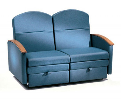Champion 527 Classic Overnight / Sleeper Loveseat