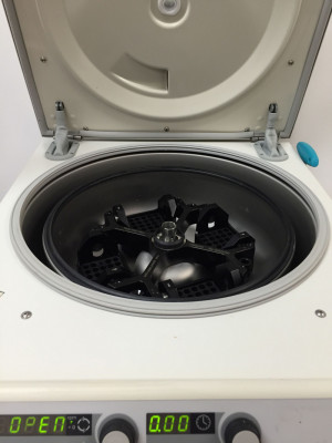 Sorvall Legend T Centrifuge with Plate Rotor