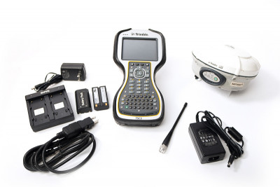 Trimble R10 Rover