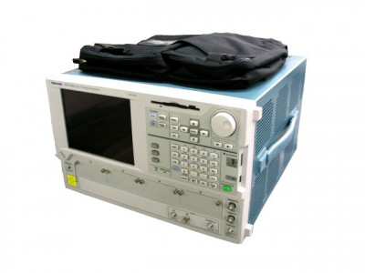 Tektronix - DTG5334 Data Timing Generator
