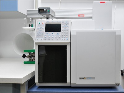 Varian 3800 with Single Detector autosampler Gas Chromatograph